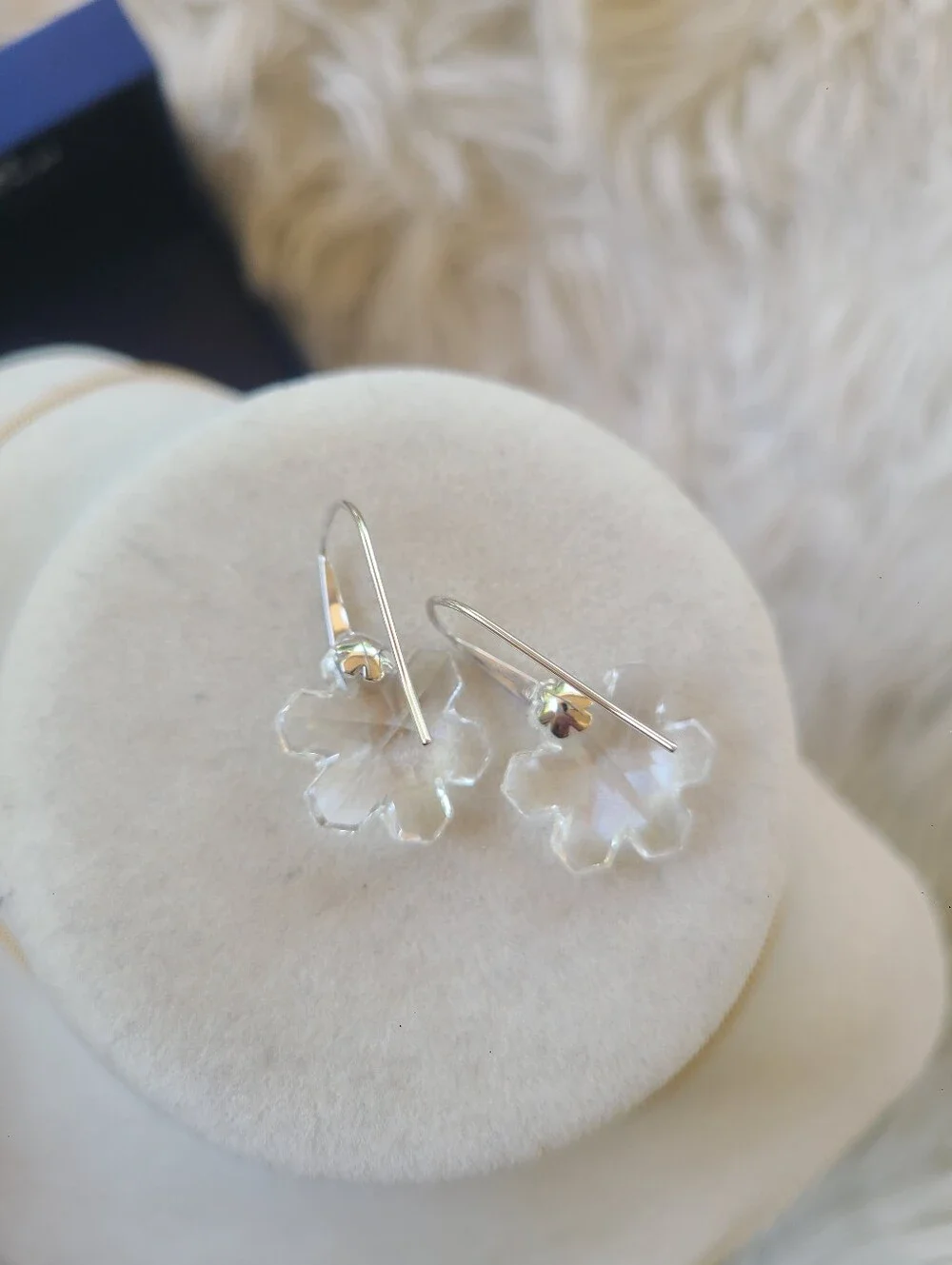 Swarovski Medley Snowflake Pierced Earrings 1054821- New In Box